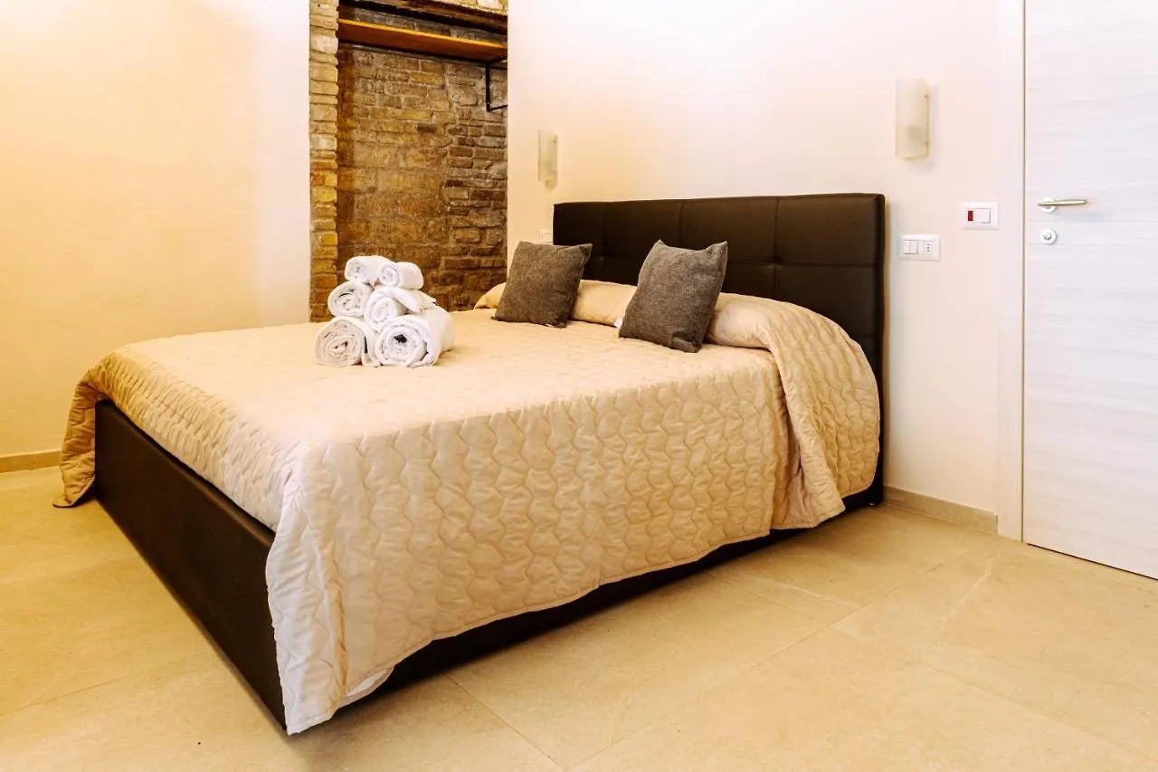 Super Loft Comunicanti In Centro Assisi